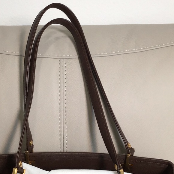 EUC MCM Vintage Book Tote Bag with Matching Wristlet Pouch Brown #V6580 - Picture 4 of 16